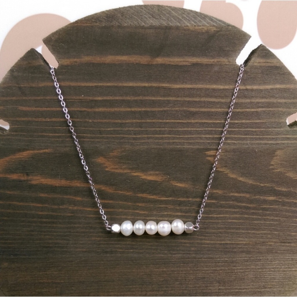 🎈Brand New Silver Pearl Necklace